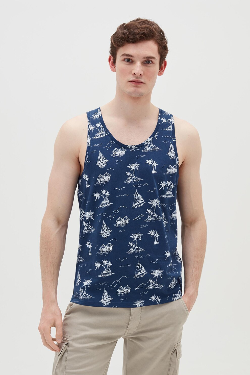 OVS, Top cu model tropical, Bleumarin/Alb