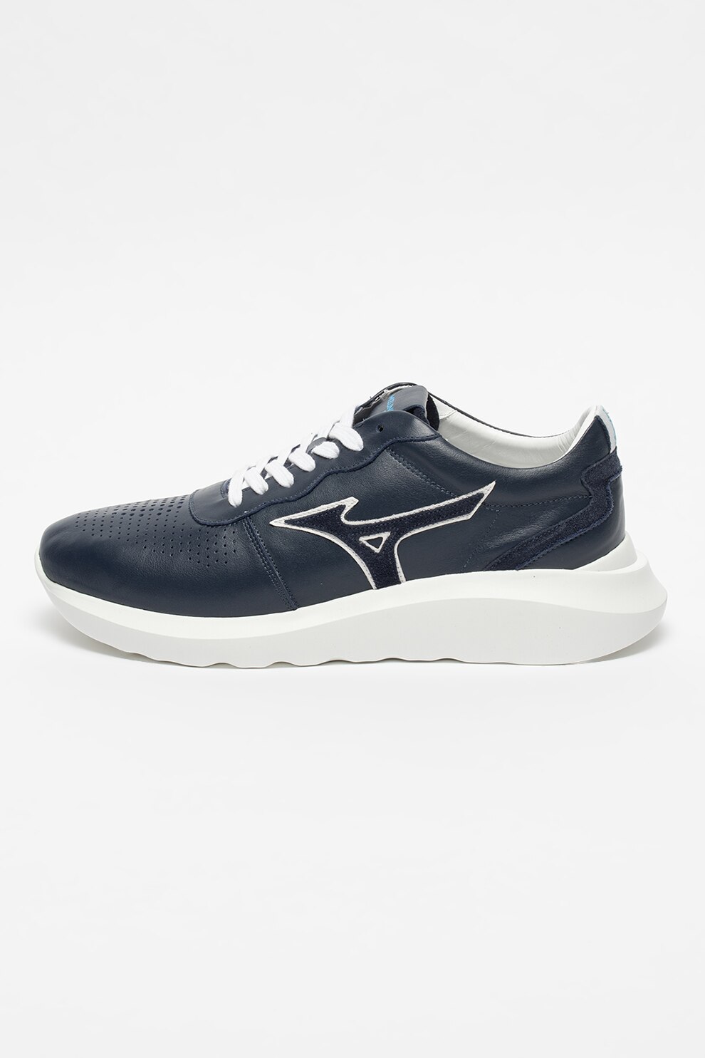 Mizuno, Pantofi sport de piele cu detalii perforate Naos, Bleumarin, 7.5