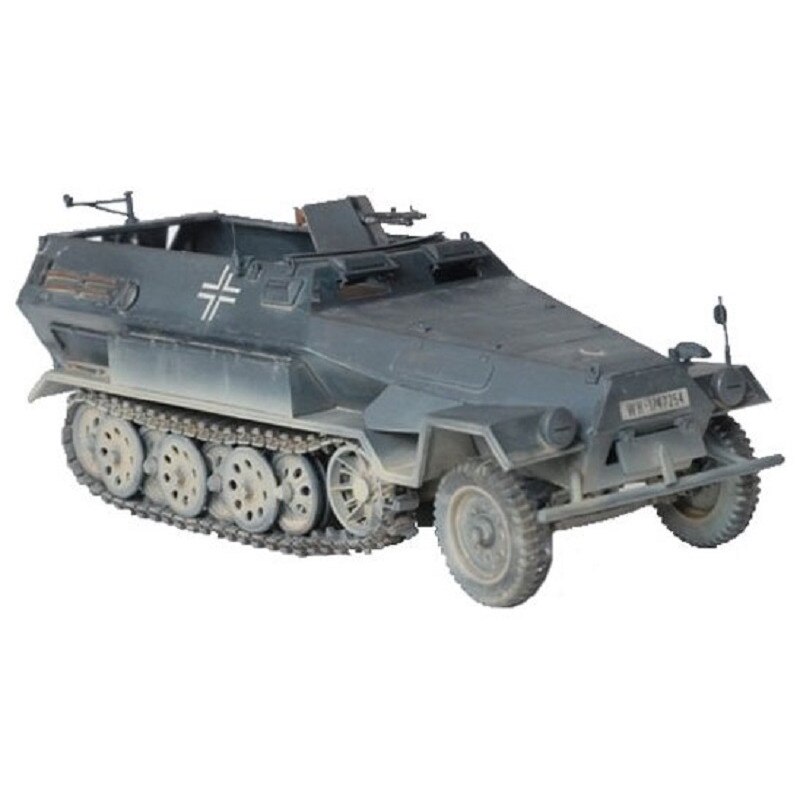 Macheta Militara Zvezda Hanomag Sd.Kfz.251/1 Ausf.B German Personnel Carrier 1:100 ZVEZ 6127