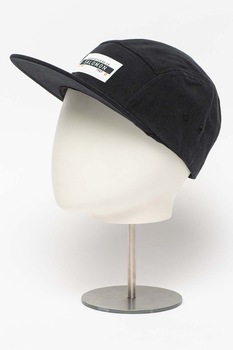 Salomon, Sapca din denim cu cozoroc plat si aplicatie logo Five P, Negru/Alb Salomon, Sapca din denim cu cozoroc plat si aplicatie logo Five P, Negru/Alb