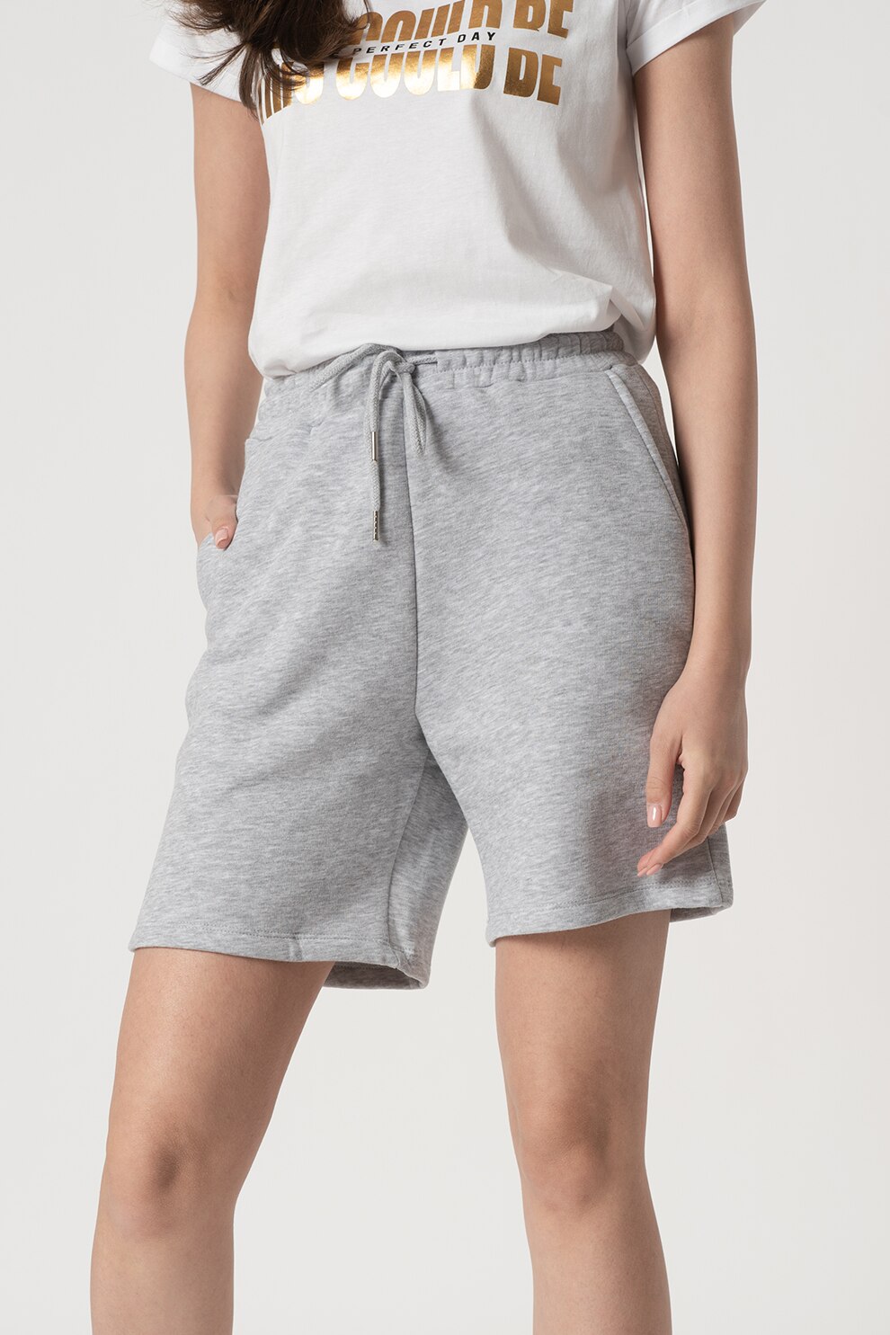 Sisters Point, Pantaloni scurti cu snur in talie, Gri deschis melange