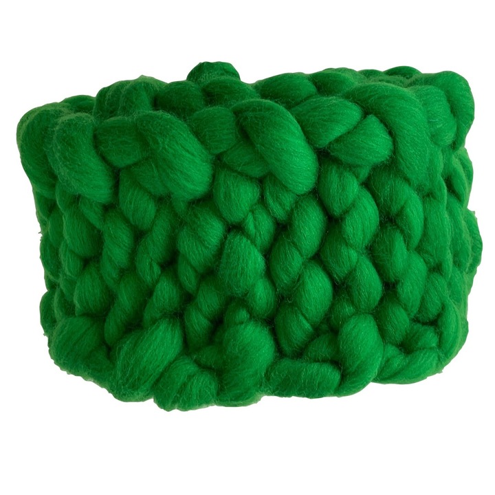 Плетено одеяло, Merino Wooly, изработено от гигантска прежда 100% мериносова вълна, зелено, 170cm x 120cm