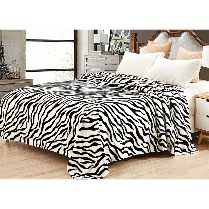 Patura cocolino pat dublu Wave fleece model zebra alb/negru, 200x230cm