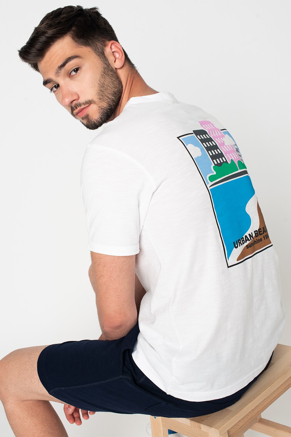 United Colors of Benetton, Tricou din bumbac cu imprimeu Tobacco Road, Alb/Albastru/Maro