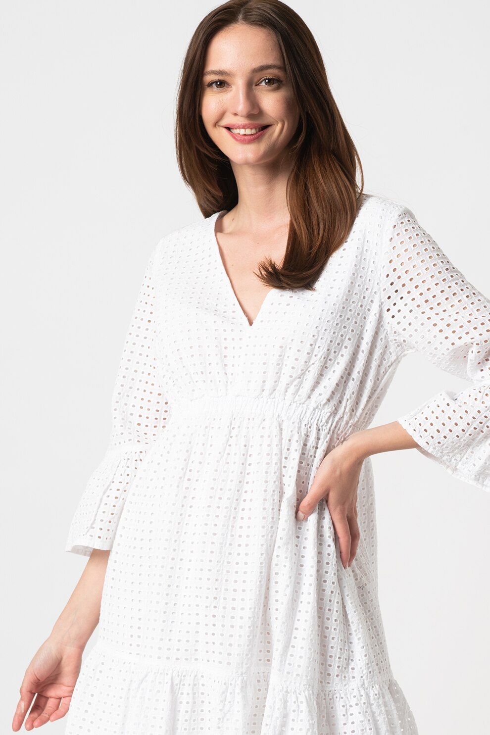 United Colors of Benetton, Rochie de lyocell cu decolteu in V si aspect perforat, Alb optic