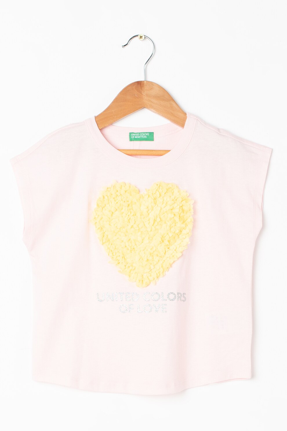 United Colors of Benetton, Tricou cu decolteu la baza gatului si aplicatie in forma de inima, Roz pal/Galben