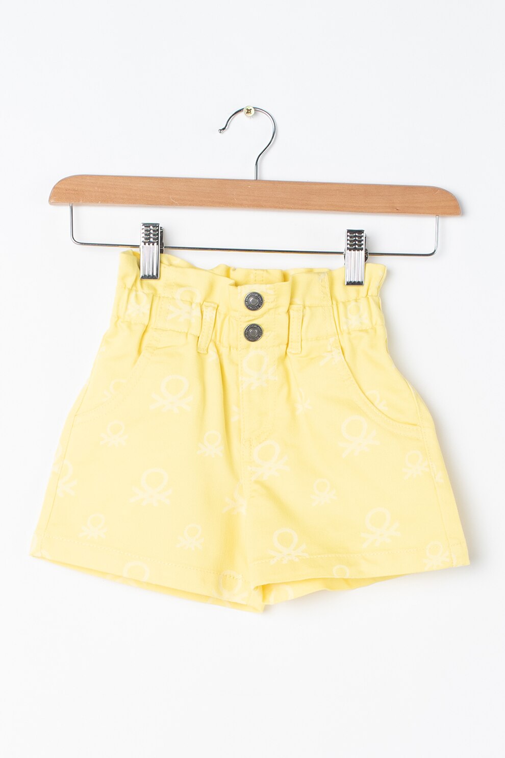 United Colors of Benetton, Pantaloni scurti cu talie inalta si imprimeu logo, Galben pai