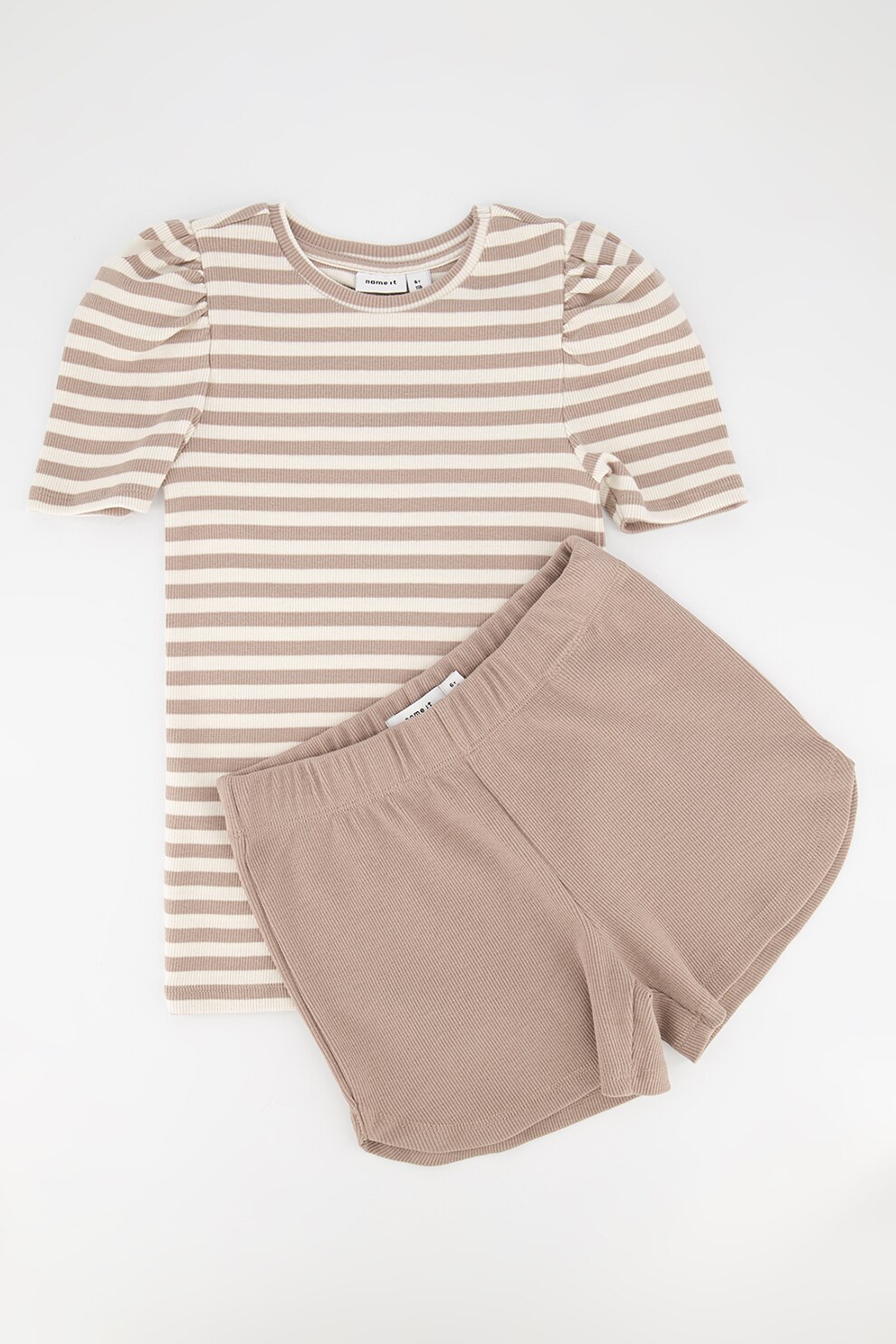 NAME IT, Pijama cu pantaloni scurti Nanna, Maro taupe deschis/Alb