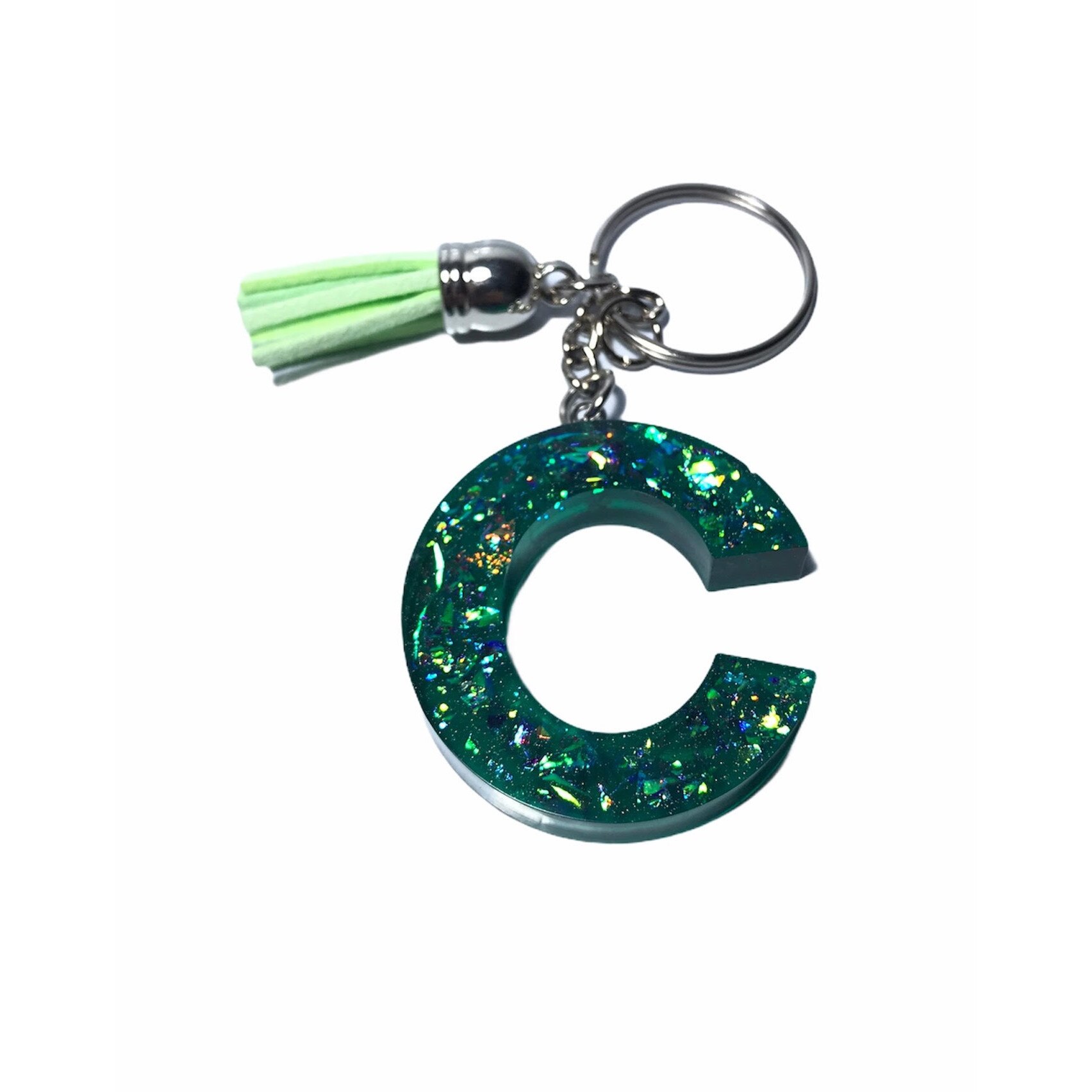 Breloc Gentelo cu initiala C, Handmade din rasina epoxidica crystal verde, 4 cm