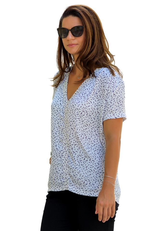 Bluza din vascoza, Giorgal, Olga, decolteu in V, Alb