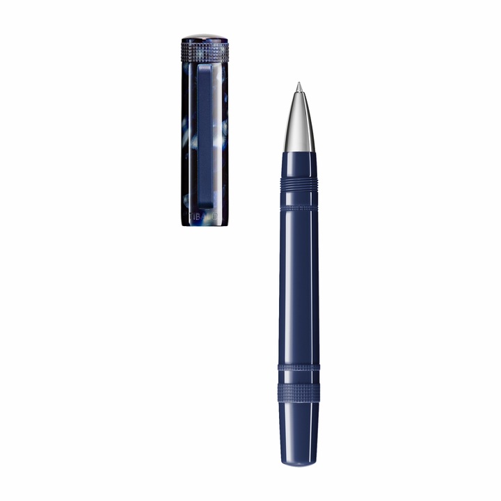 Химикалка Tibaldi Perfecta, изработена от синя и сива смола, с гумена скоба