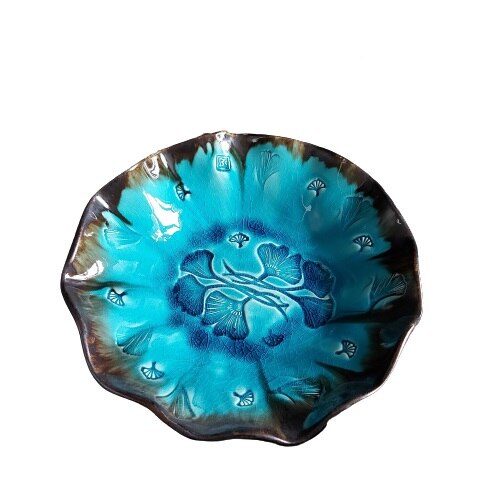 Platou cu margini ondulate, textura frunze ginkgo biloba, diametru 23 cm