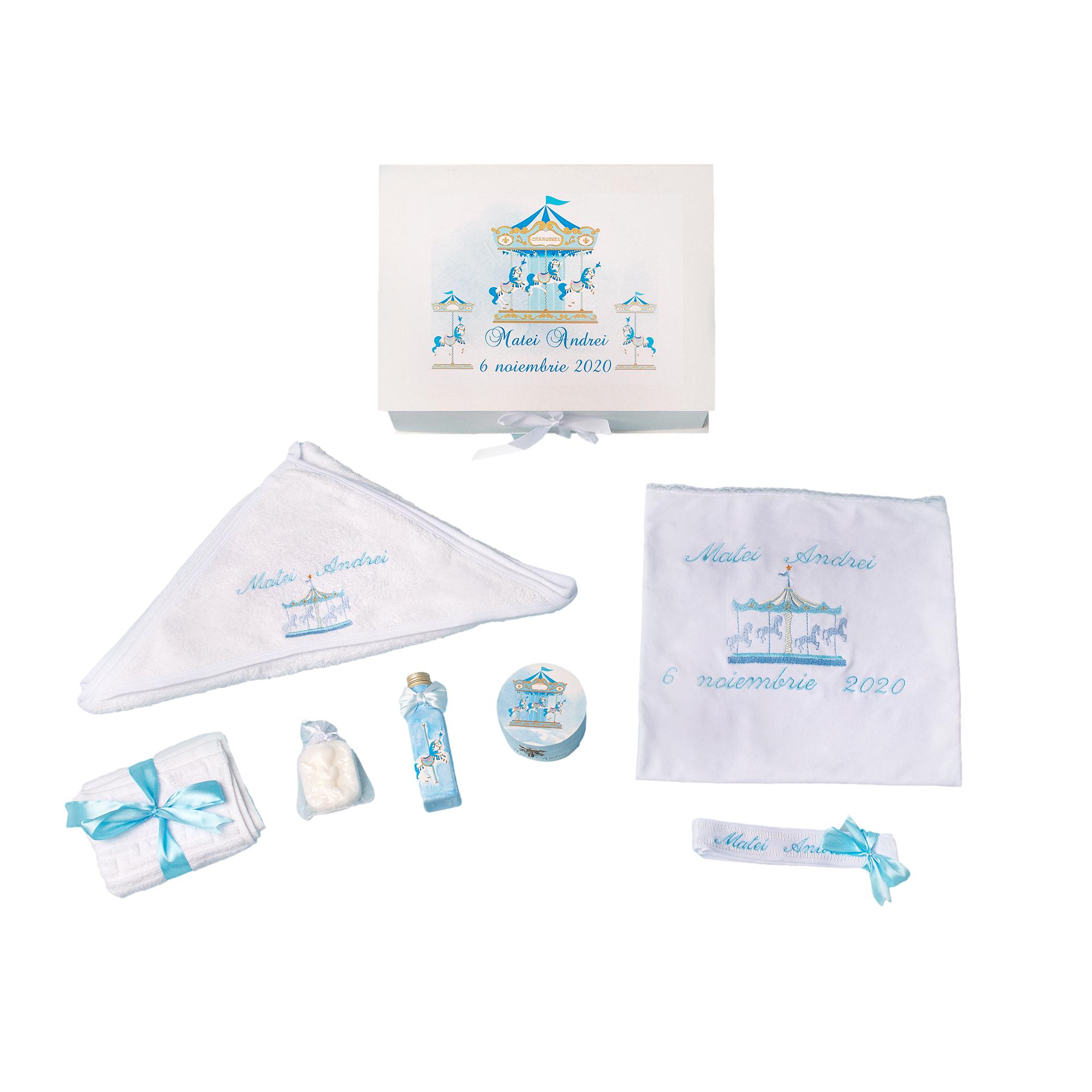 Trusou botez Carousel 7 piese, personalizat prin brodare