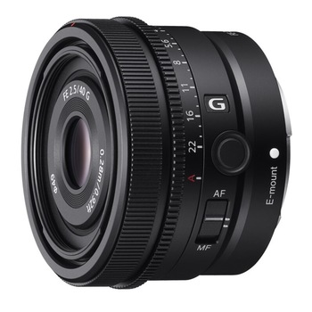 Obiectiv Sony, montura FE, 40mm, F2.5, negru Obiectiv Sony, montura FE, 40mm, F2.5, negru