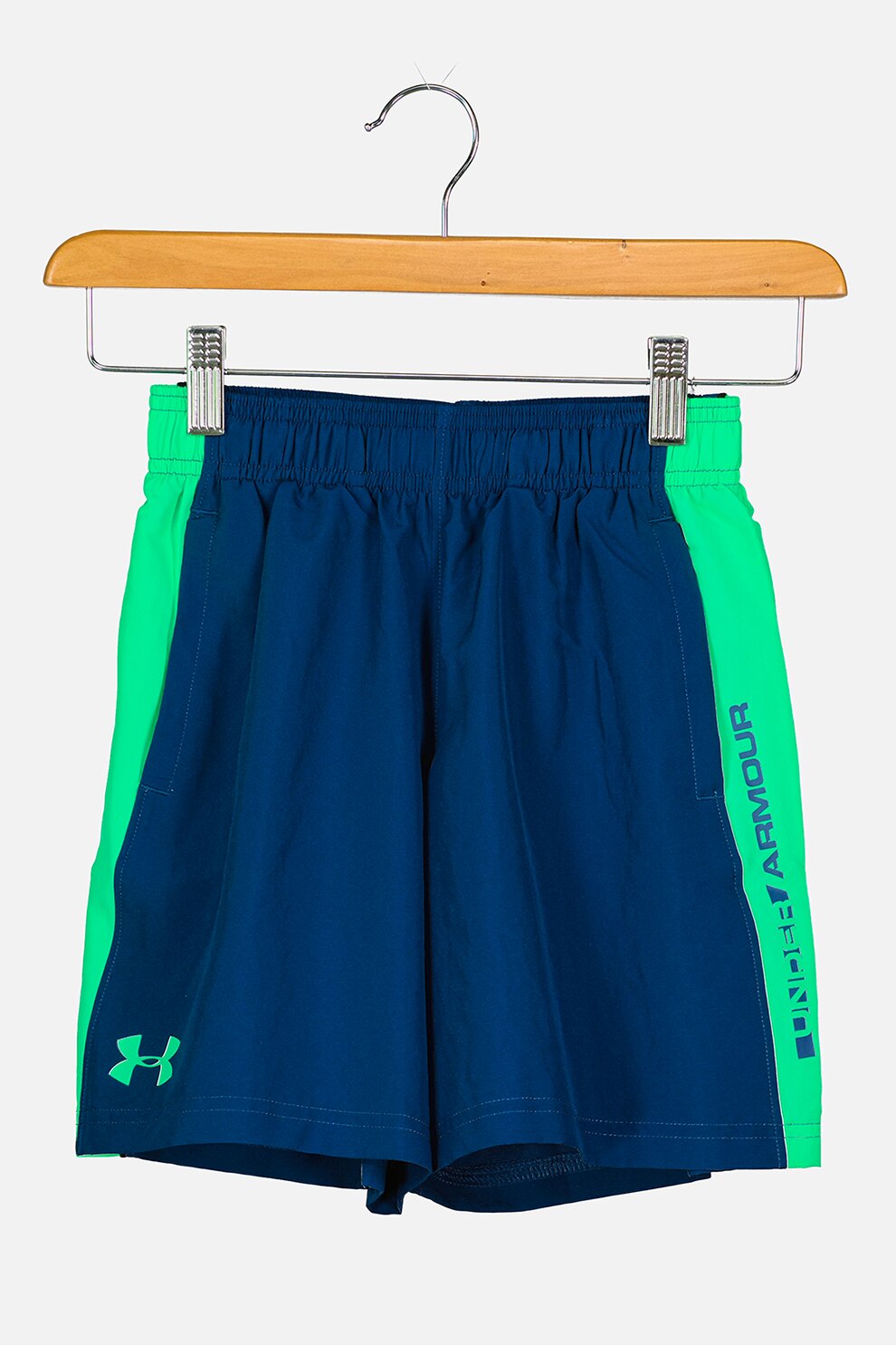 Under Armour, Pantaloni scurti lejeri pentru antrenament Impulse, Bleumarin/Verde electric