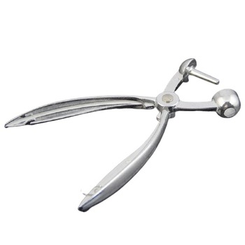 Aparat pentru Scos Samburi Cirese, Visine, Masline, din Aluminiu Premium, Ergonomic, 19cm, Argintiu, Original Deals Aparat pentru Scos Samburi Cirese, Visine, Masline, din Aluminiu Premium, Ergonomic, 19cm, Argintiu, Original Deals