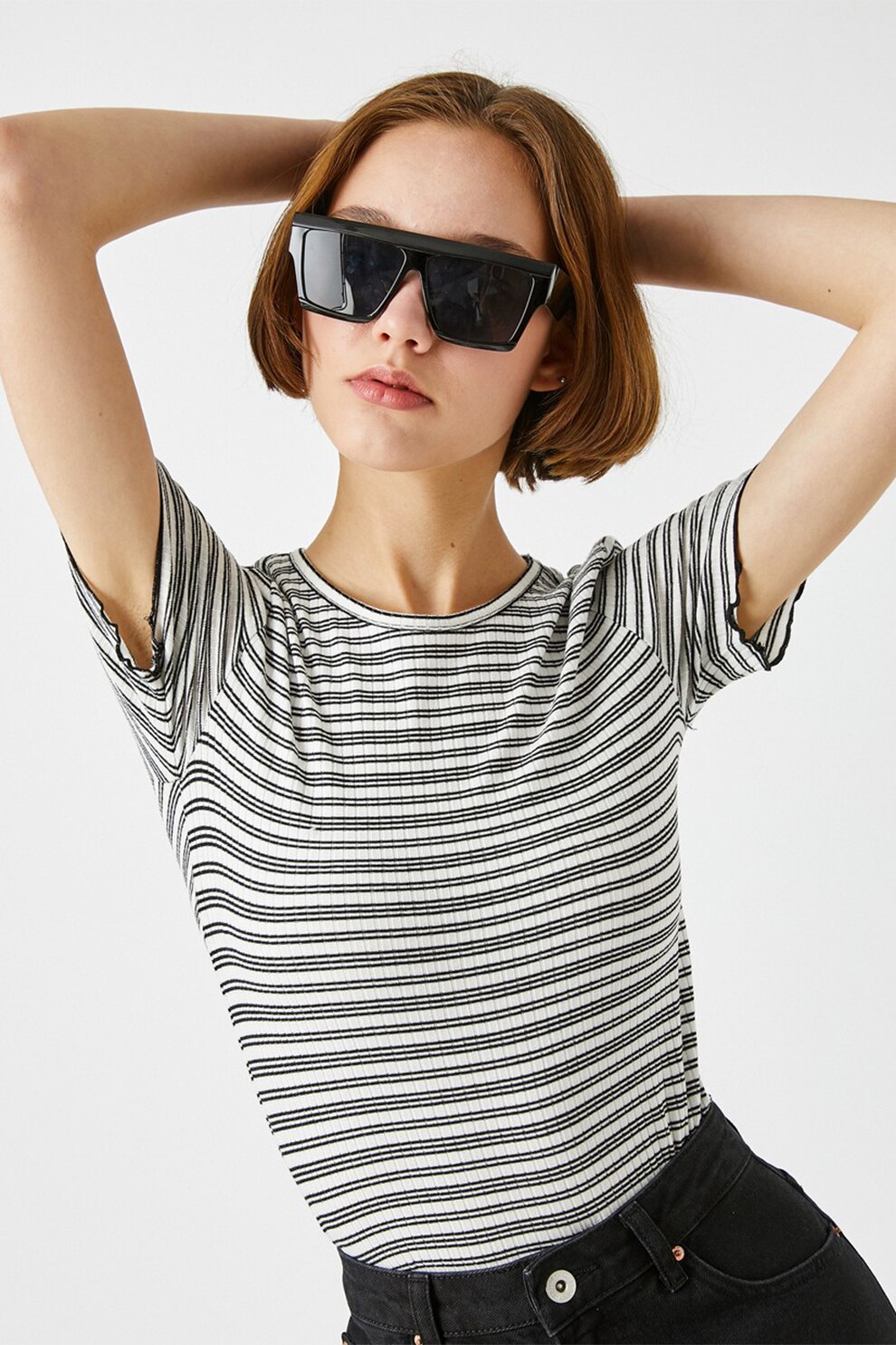 KOTON, Tricou cu model in dungi si aspect striat, Alb/Negru
