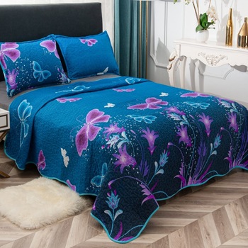 Set cuvertura matlasata si 2 fete de perna, 210 x 230 cm, pat dublu, Casa de Vis, Y004 Set cuvertura matlasata si 2 fete de perna, 210 x 230 cm, pat dublu, Casa de Vis, Y004