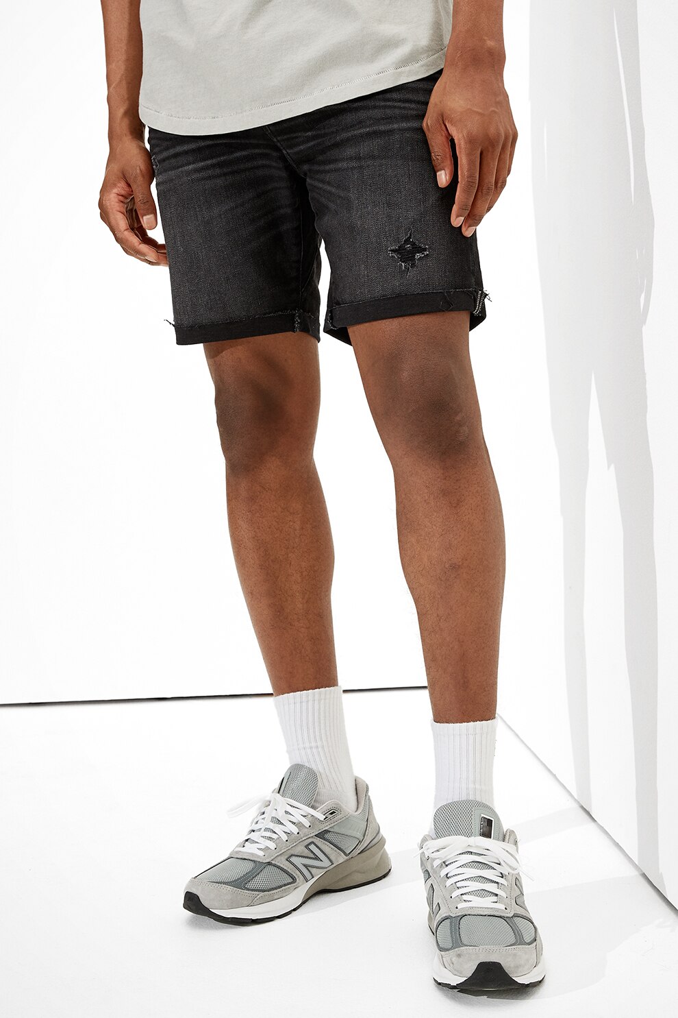 American Eagle, Pantaloni scurti de denim cu detalii deteriorate, Negru/Gri deschis, 34
