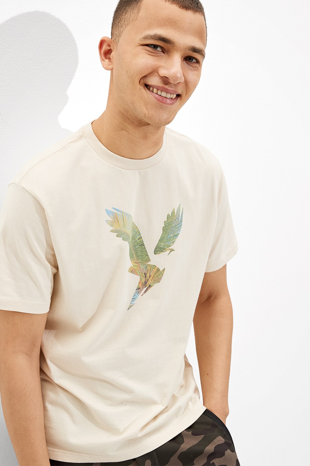 American Eagle, Tricou cu imprimeu grafic, Crem/Verde feriga, XL