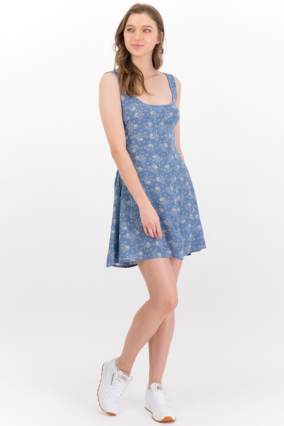 American Eagle, Rochie petrecuta cu imprimeu floral, Albastru prafuit/Alb