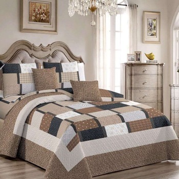 Set cuvertura matlasata si 2 fete de perna, 210 x 230 cm, pat dublu, Casa de Vis, P028 Set cuvertura matlasata si 2 fete de perna, 210 x 230 cm, pat dublu, Casa de Vis, P028