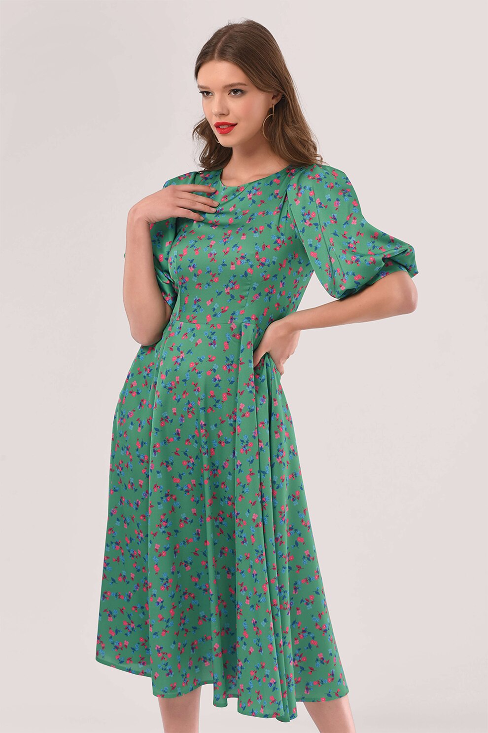 Closet LONDON, Rochie evazata cu aspect satinat si model floral, Verde persan/Roz/Albastru