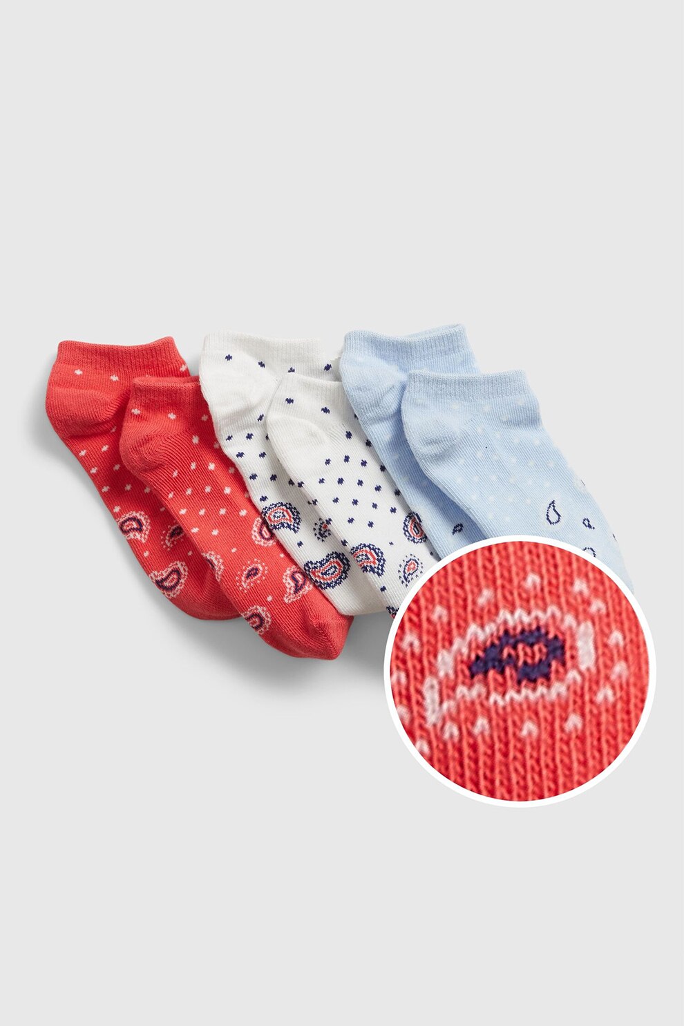 GAP, Set 3 perechi de sosete scurte, unisex, cu model paisley, Alb/Albastru/Corai