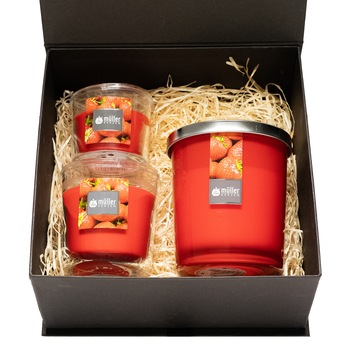 Set 3 lumanari cadou Magic strawberry Love Set 3 lumanari cadou Magic strawberry Love