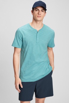 GAP, Tricou din bumbac cu fenta cu nasturi, Albastru aquamarin GAP, Tricou din bumbac cu fenta cu nasturi, Albastru aquamarin