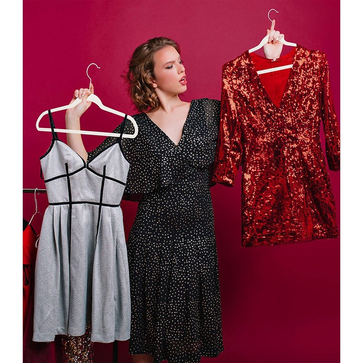 Set 50 x Umerase haine acoperite cu catifea, Alb, 23.5 x 45 x 0.5 cm