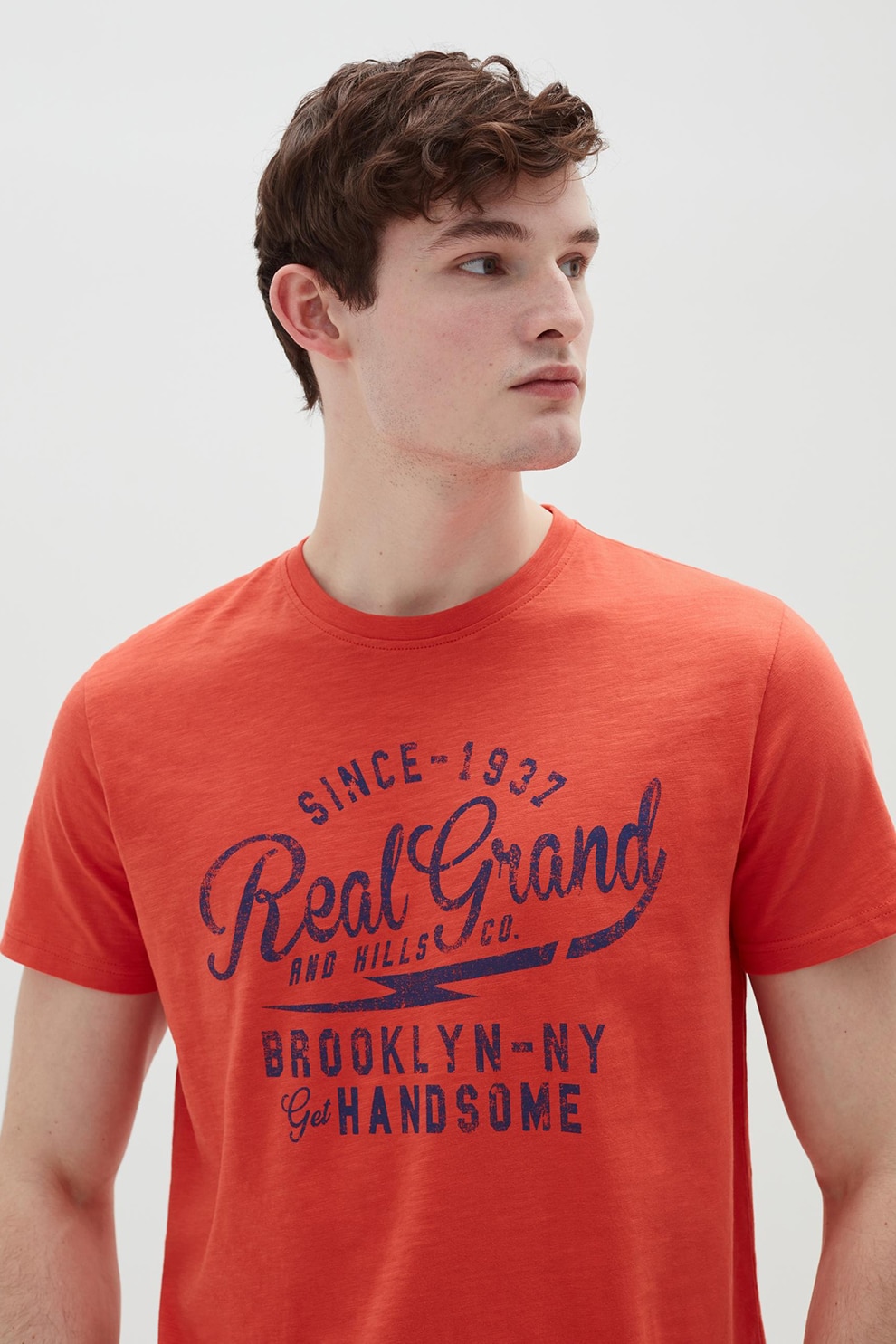 OVS, Tricou cu decolteu la baza gatului si imprimeu text, Rosu caramiziu/Bleumarin, S