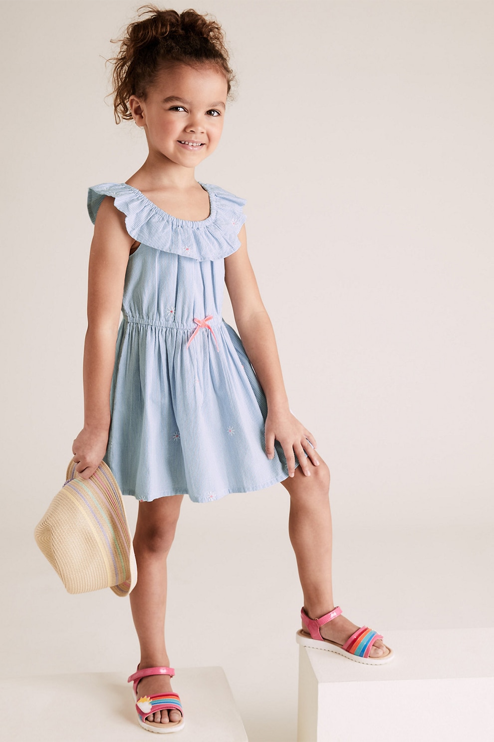 Marks & Spencer, Rochie in dungi fara maneci si cu detalii brodate, Albastru lavanda