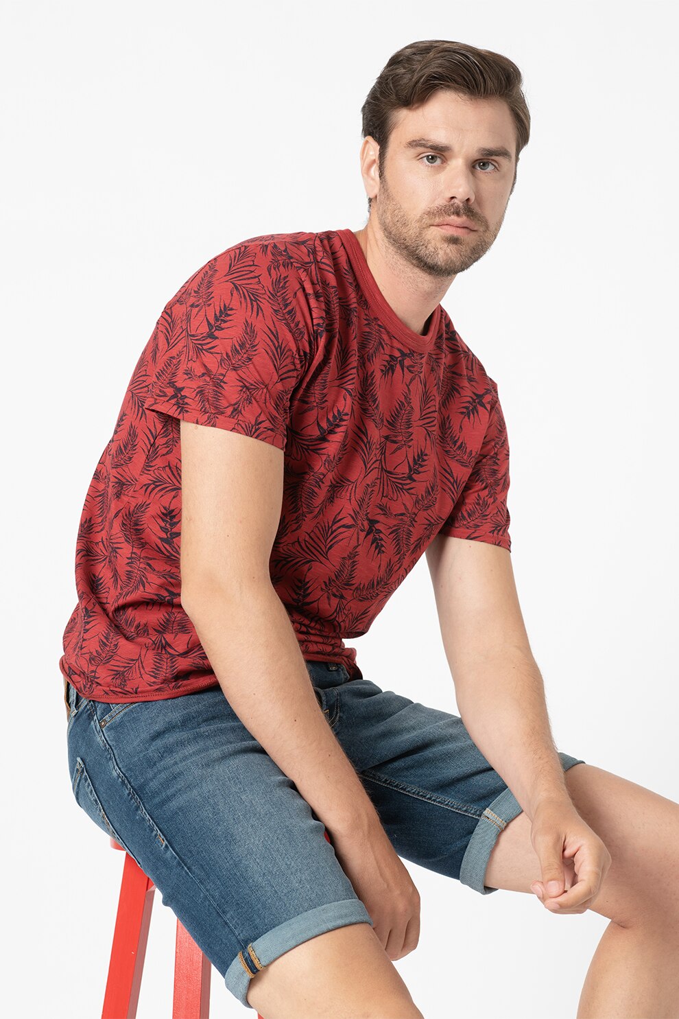 Jack&Jones, Tricou regular fit cu imprimeu tropical Bluleo, Rosu inchis/Negru, S