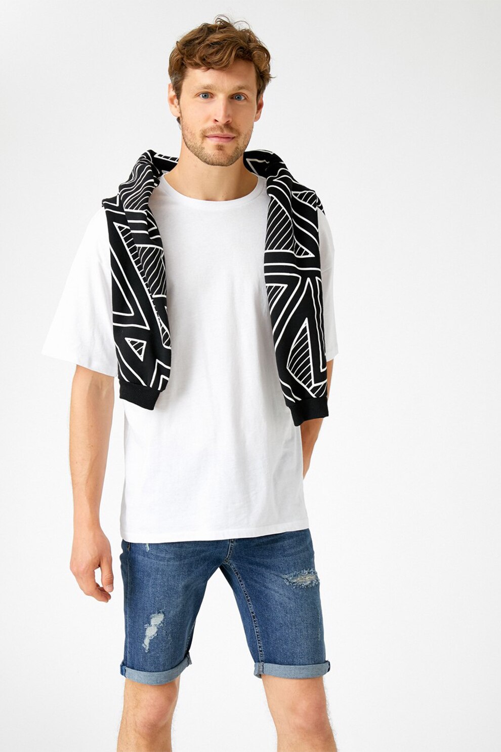 KOTON, Bermude din denim cu aspect decolorat, Albastru inchis