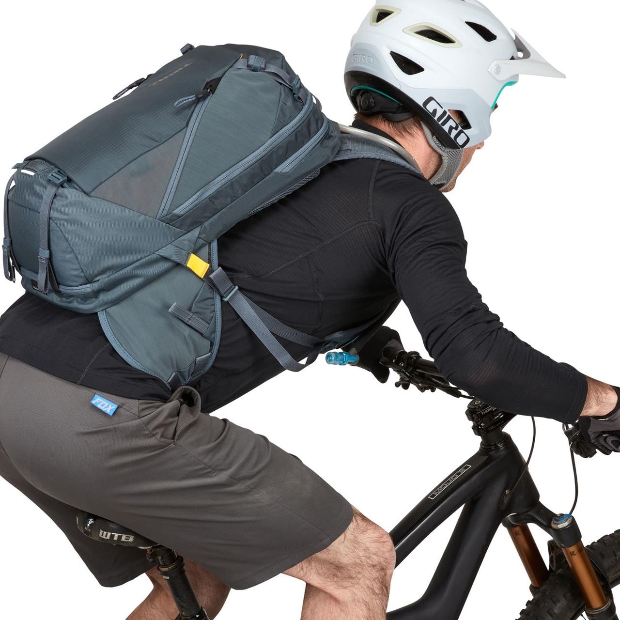 Хидратираща раница Thule Rail Backpack 18L - eMAG.bg