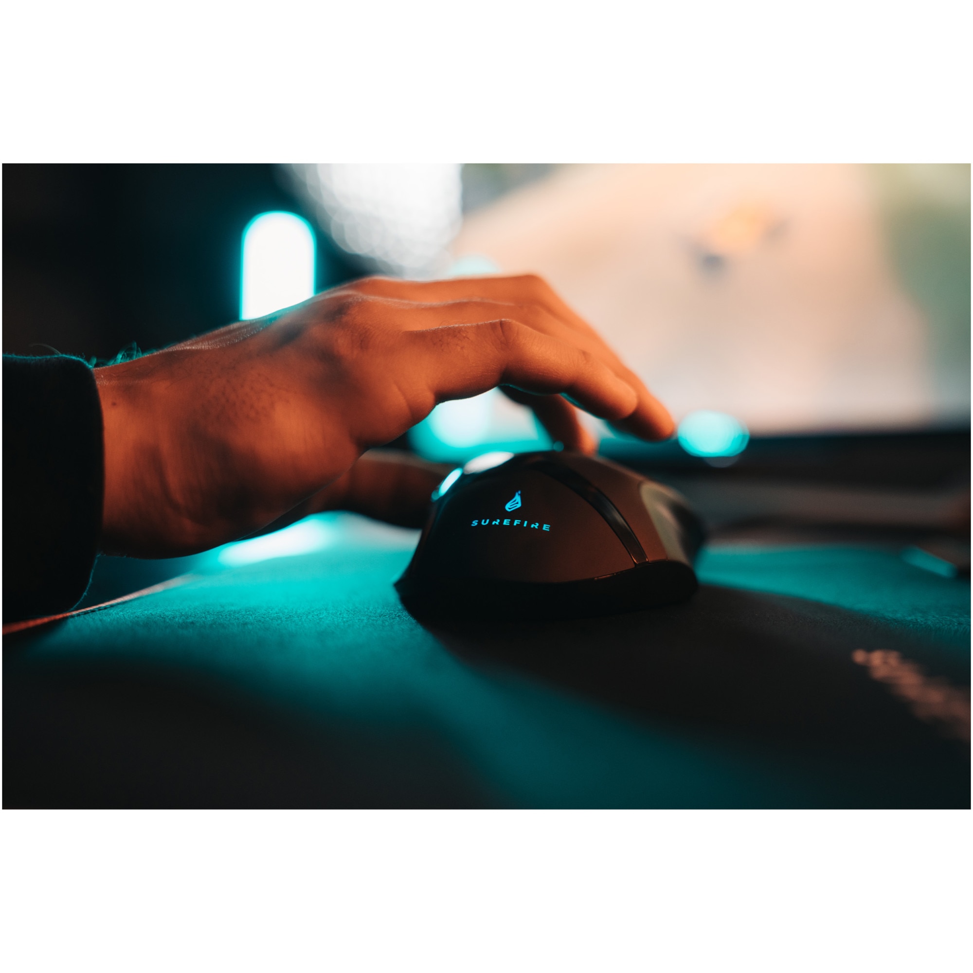 Mouse gaming SureFire Eagle Claw, iluminare RGB, 9 butoane, Negru