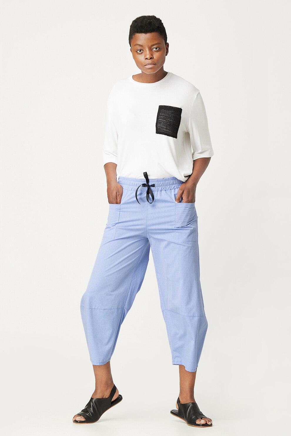 Antonia M, Pantaloni crop cu model discret, Albastru pastel
