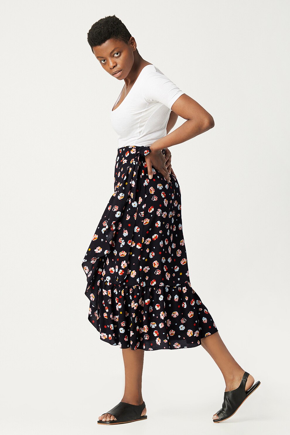 Antonia M, Rochie petrecuta cu model si terminatie cu volane, Multicolora