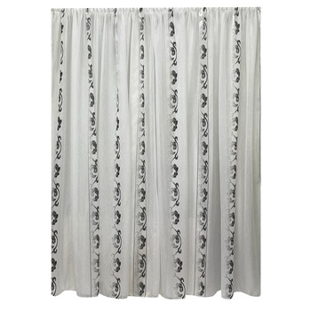 Perdea alba 700x245cm cu broderie de frunze negre, cu rejansa by Liz Line - RD2037 Perdea alba 700x245cm cu broderie de frunze negre, cu rejansa by Liz Line - RD2037