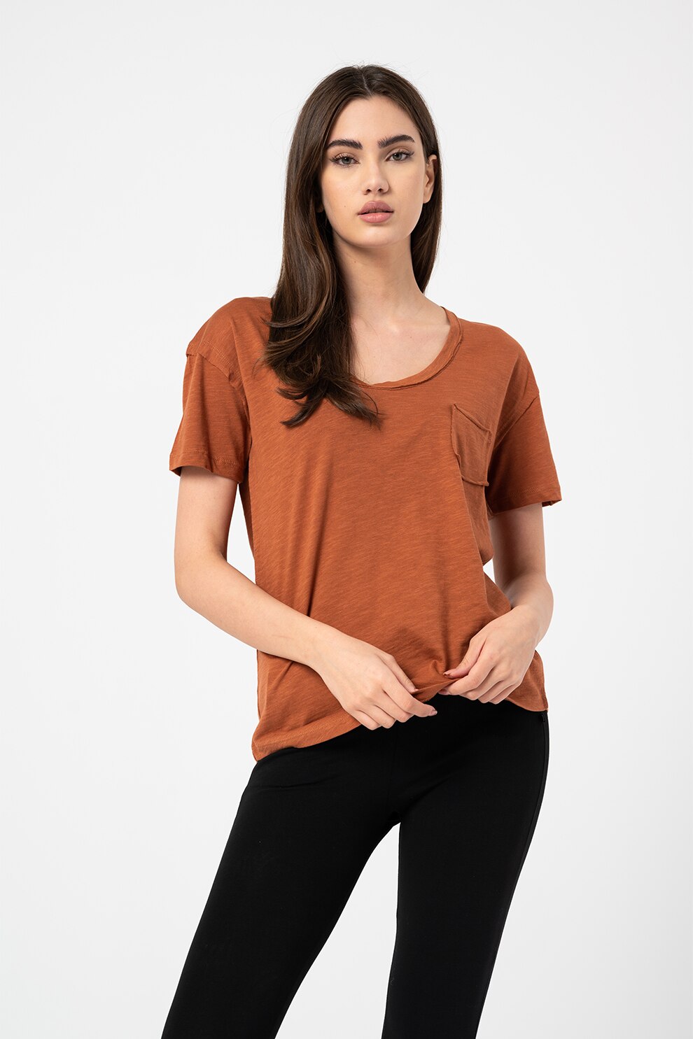 LTB, Tricou cu decolteu rotund si buzunar pe piept, Scortisoara