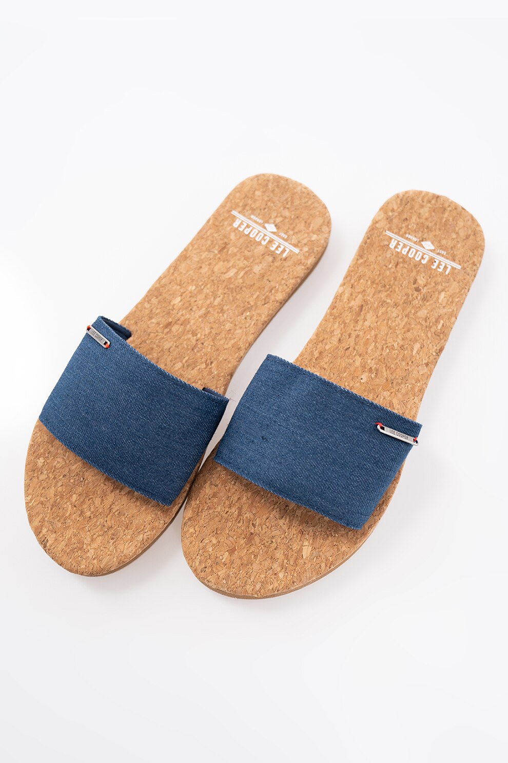 Lee Cooper, Papuci cu garnituri din material textil