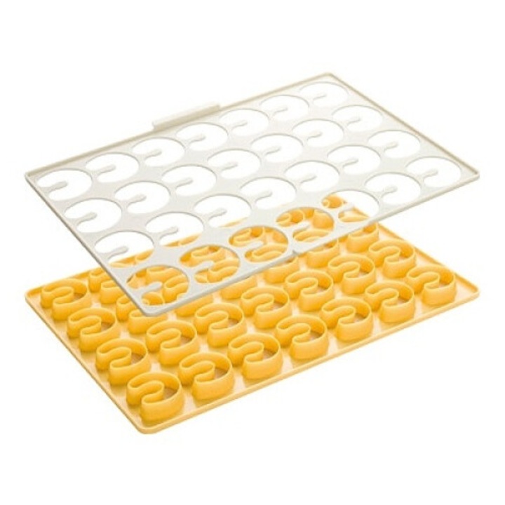 Sablon 28 forme fursecuri Tescoma, Plastic, Galben/Alb