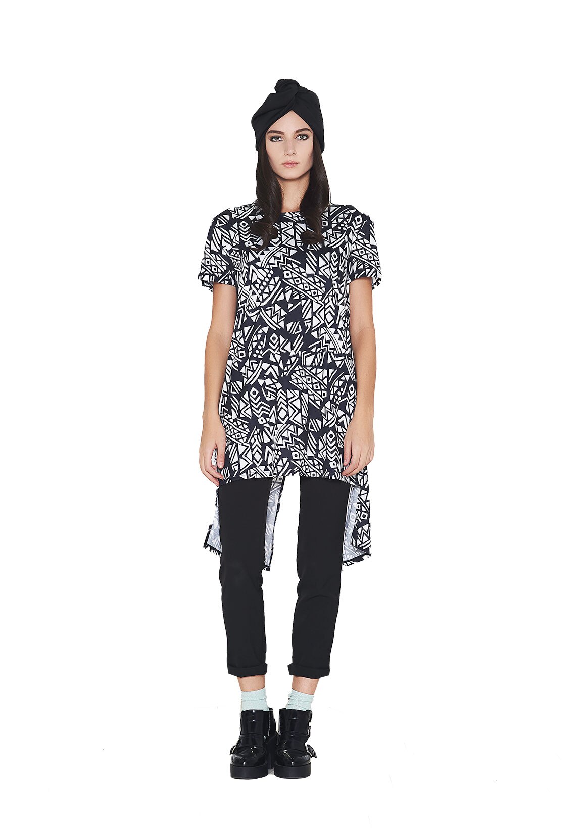 Bluza de dama asimetrica, KVINNA, imprimeu tribal alb-negru