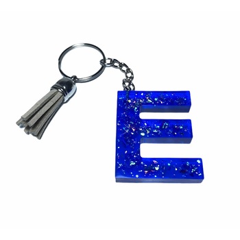Breloc Gentelo cu initiala E, Handmade din rasina epoxidica Glitter blue, 4 cm Breloc Gentelo cu initiala E, Handmade din rasina epoxidica Glitter blue, 4 cm