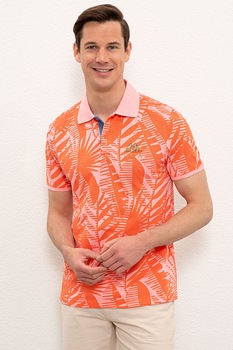 U.S. Polo Assn., Tricou polo regular fit cu model tropical, Oranj/roz pastel U.S. Polo Assn., Tricou polo regular fit cu model tropical, Oranj/roz pastel