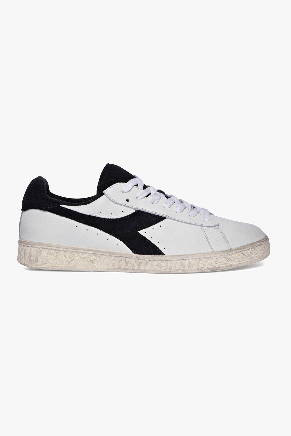 Diadora, Pantofi sport de piele si piele intoarsa Game L Low Used, Alb/Negru, 6.5