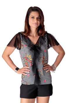 Bluza dama, Giorgal, Atila, cu manecile din tulle Bluza dama, Giorgal, Atila, cu manecile din tulle