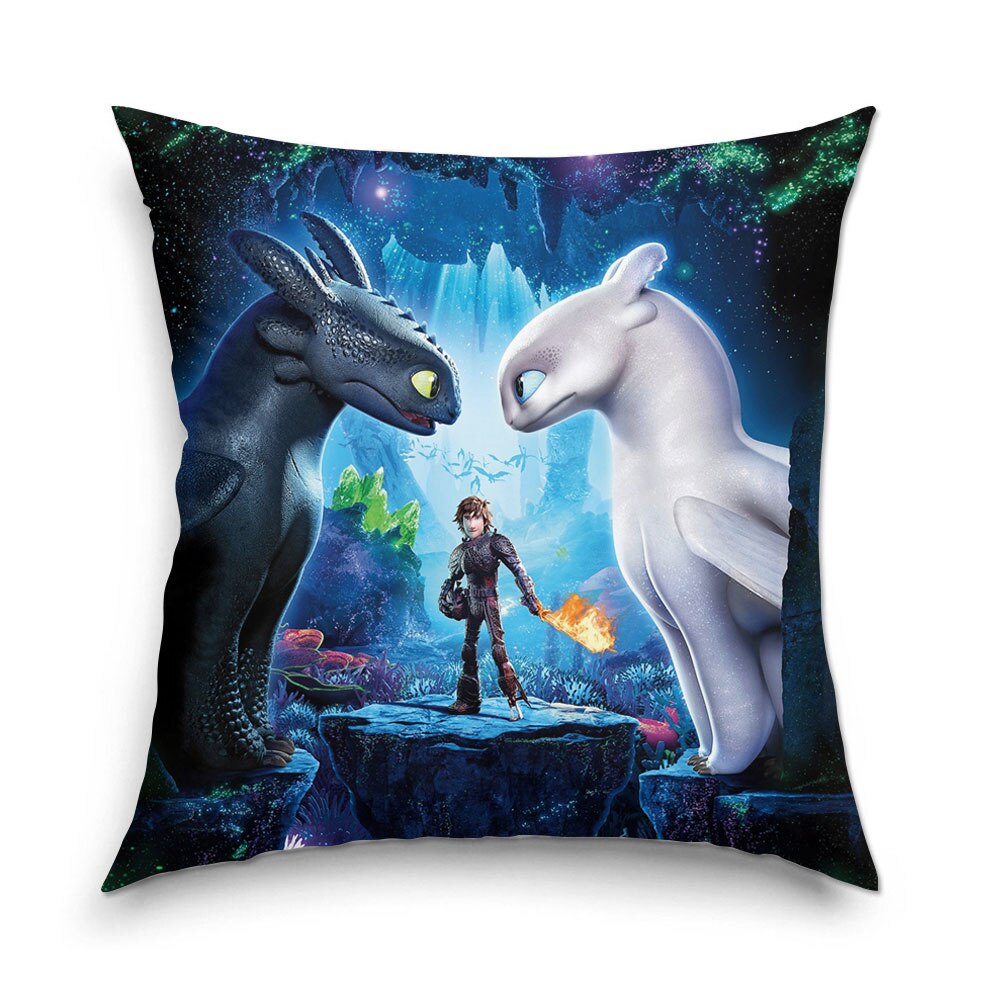 Perna decorativa Art Star, How to train your dragon Toothles si Light Fury, Animatii, Decoratiuni moderne pentru casa, 38 x 38 cm