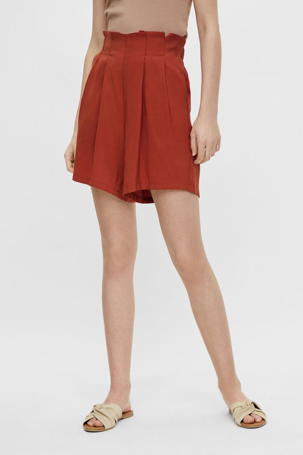 Pieces, Pantaloni scurti vaporosi cu buzunare oblice, Scortisoara